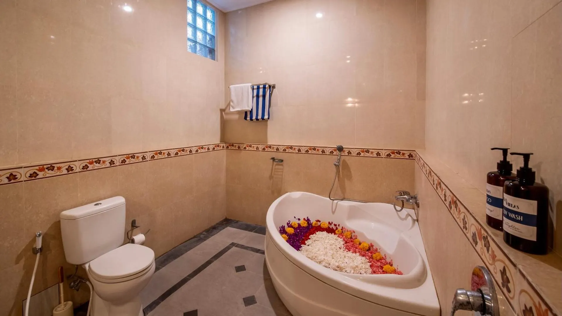 Bens Tunjung Villa Two-Bedroom With Private Pool Kuta Seminyak